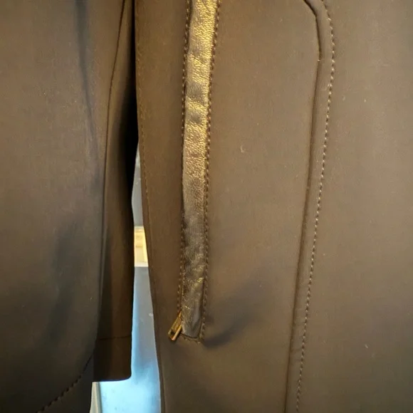 Harry Rosen - Black Coat - Picture 2 of 12